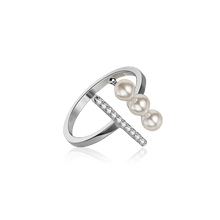 Load image into Gallery viewer, Sabrina Ring – Silver with Freshwater Pearls
